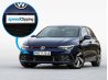 Matrícula de vehículo editada en una foto profesional de coche para presentación online