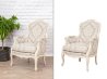 Recorte de sillón blanco de tela con eliminación de fondo para tienda online de muebles.